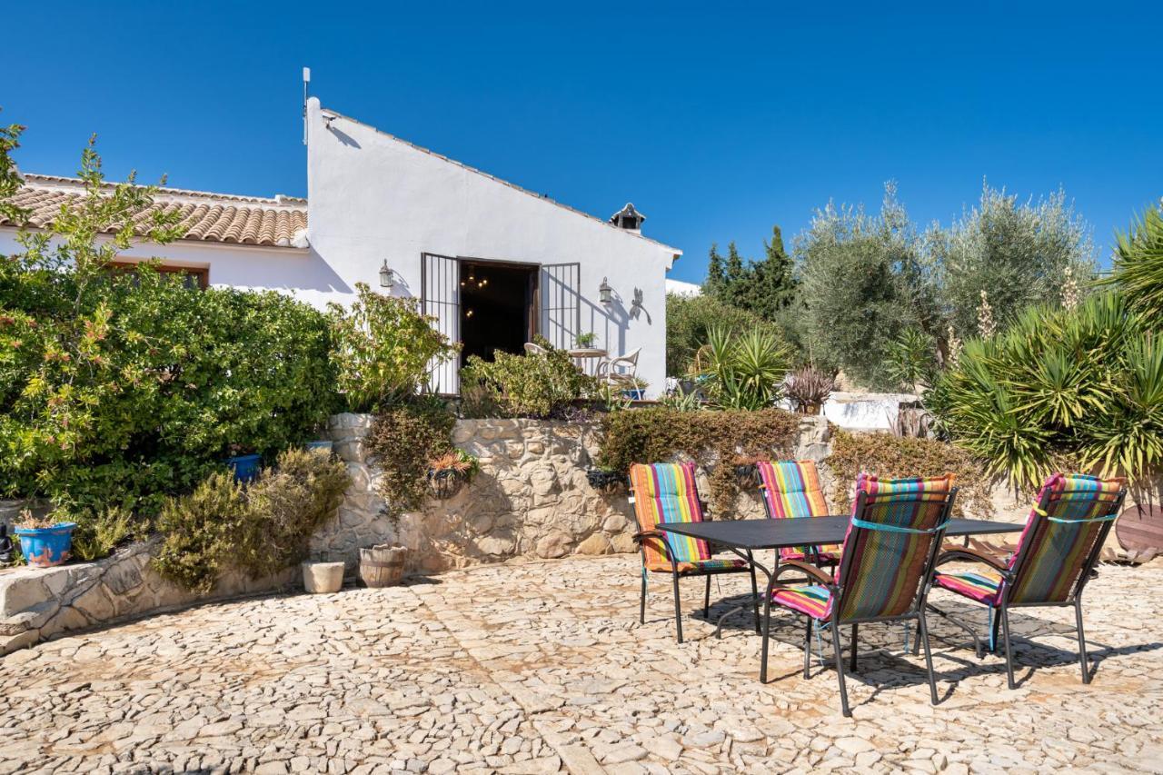 Hacienda la buena vida B&B en appartementen Algarinejo Exterior foto